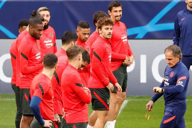 往事不堪回首！哈兰德职业生涯前16场比赛0球0助