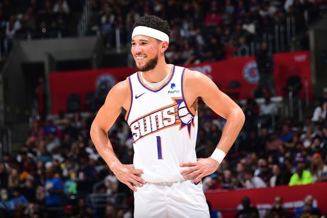 沃特斯40分广东胜山西 陈盈骏15+11广州胜福建